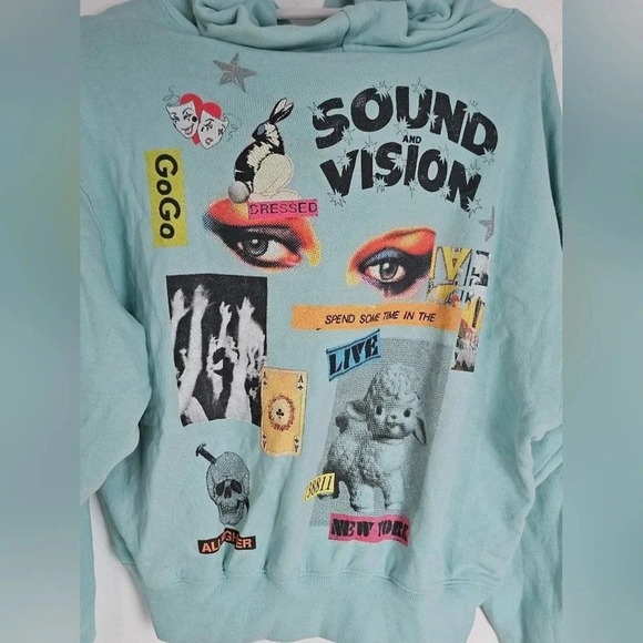 Daydreamer Sound and Vision Graphic Hoodie Light Aqua Blue‎ Size Small NWT - Picture 4 of 9